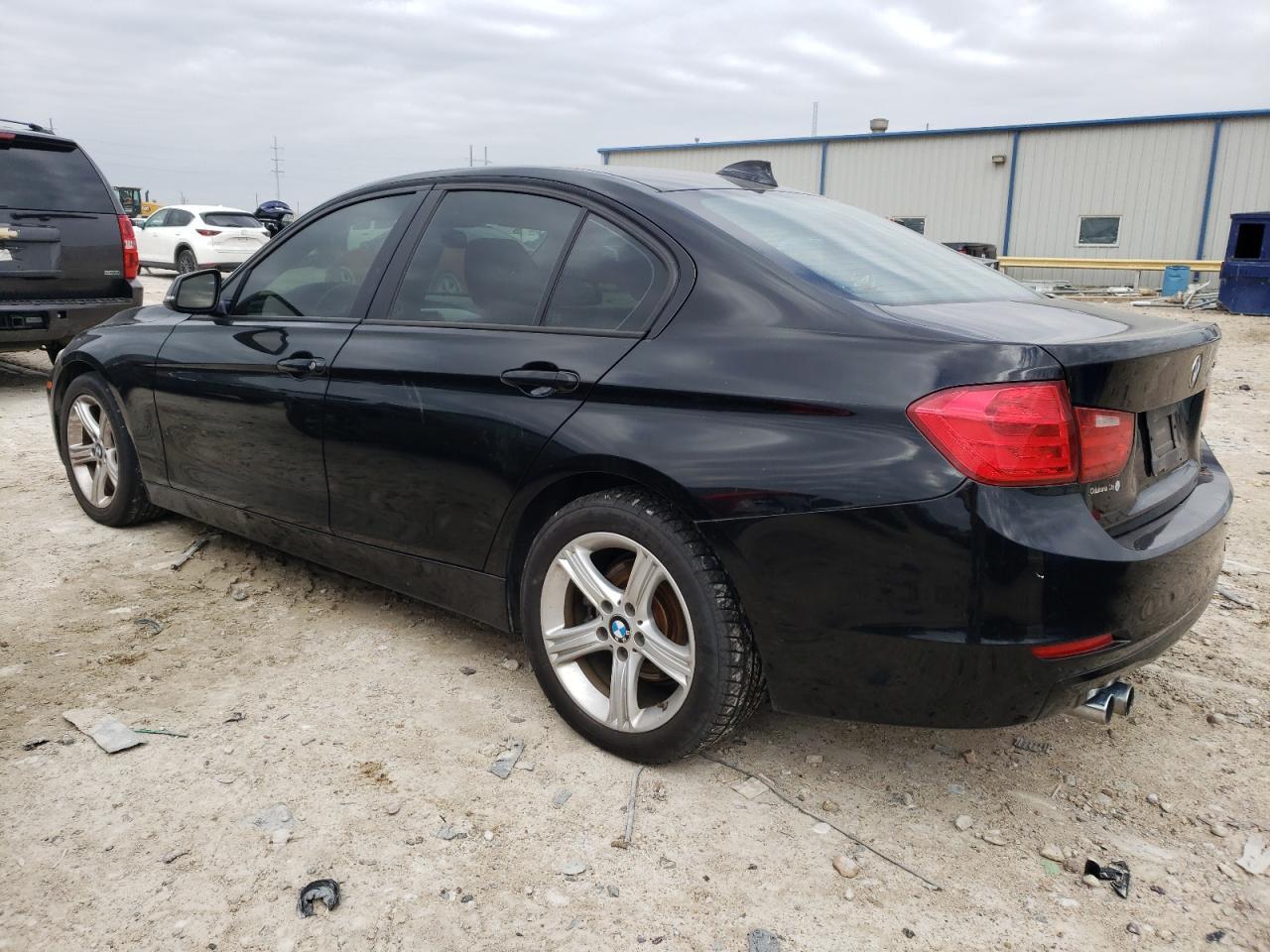 2013 BMW 328 I - Image 2