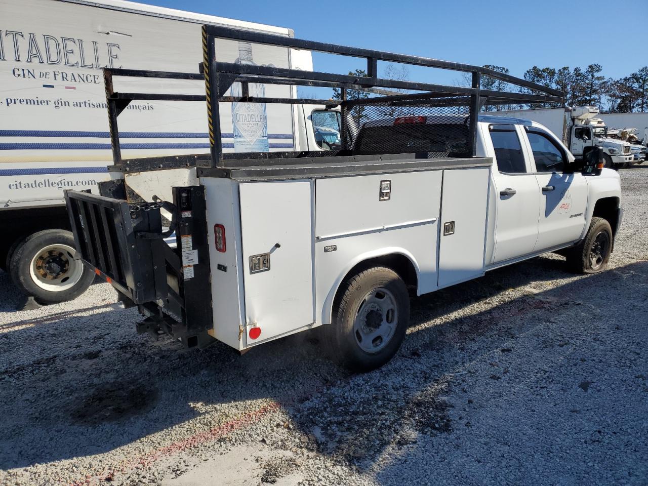 2019 Chevrolet Silverado C2500 Heavy Duty - Фото 3
