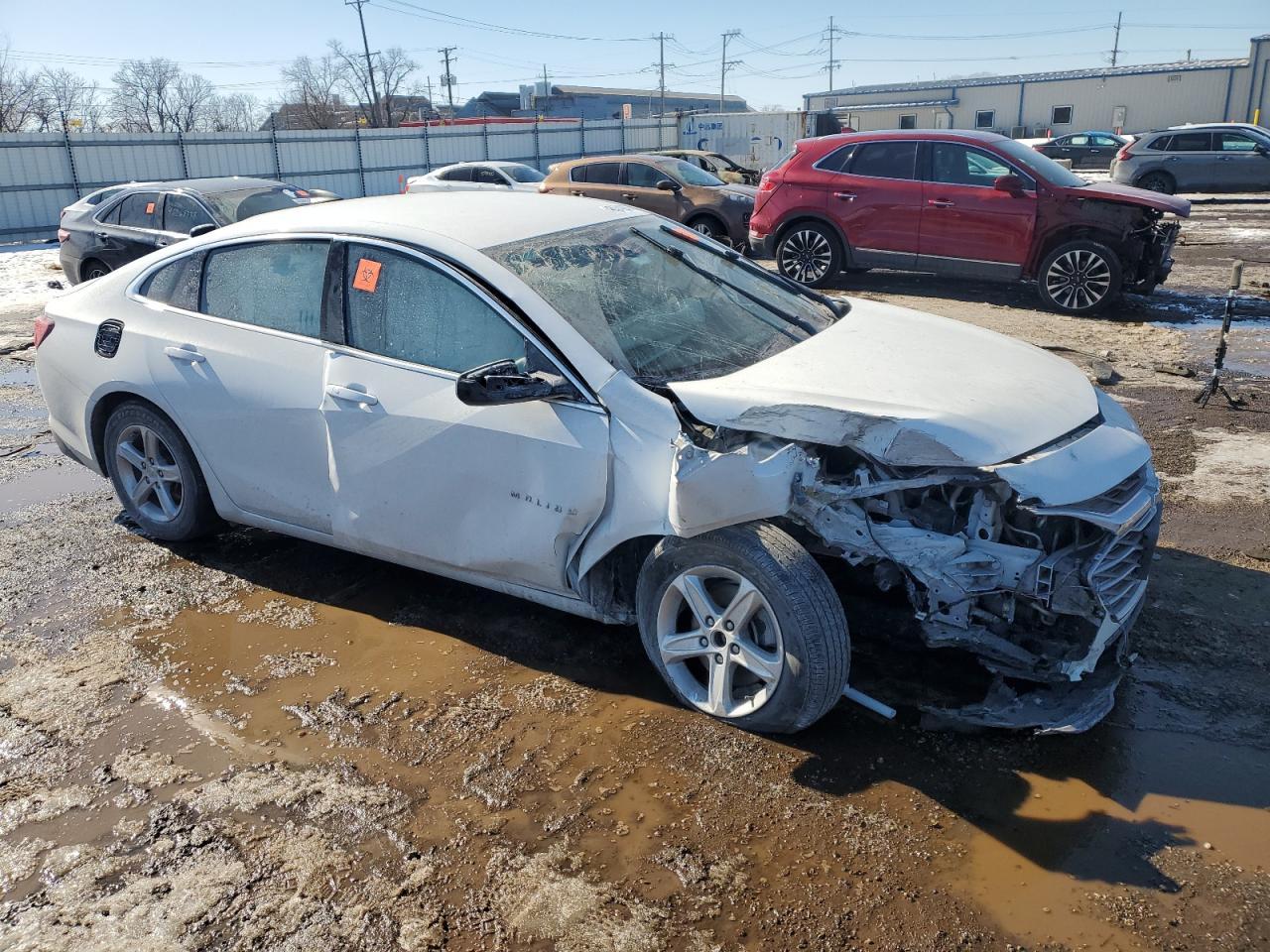 2021 Chevrolet Malibu Ls - Фото 4