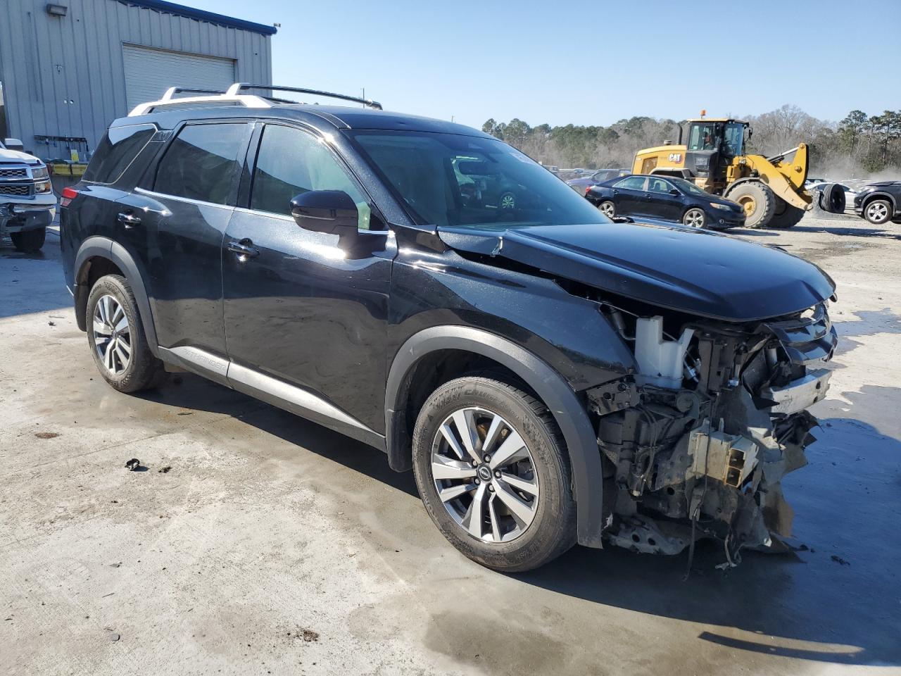 2023 Nissan Pathfinder Sl - Фото 4