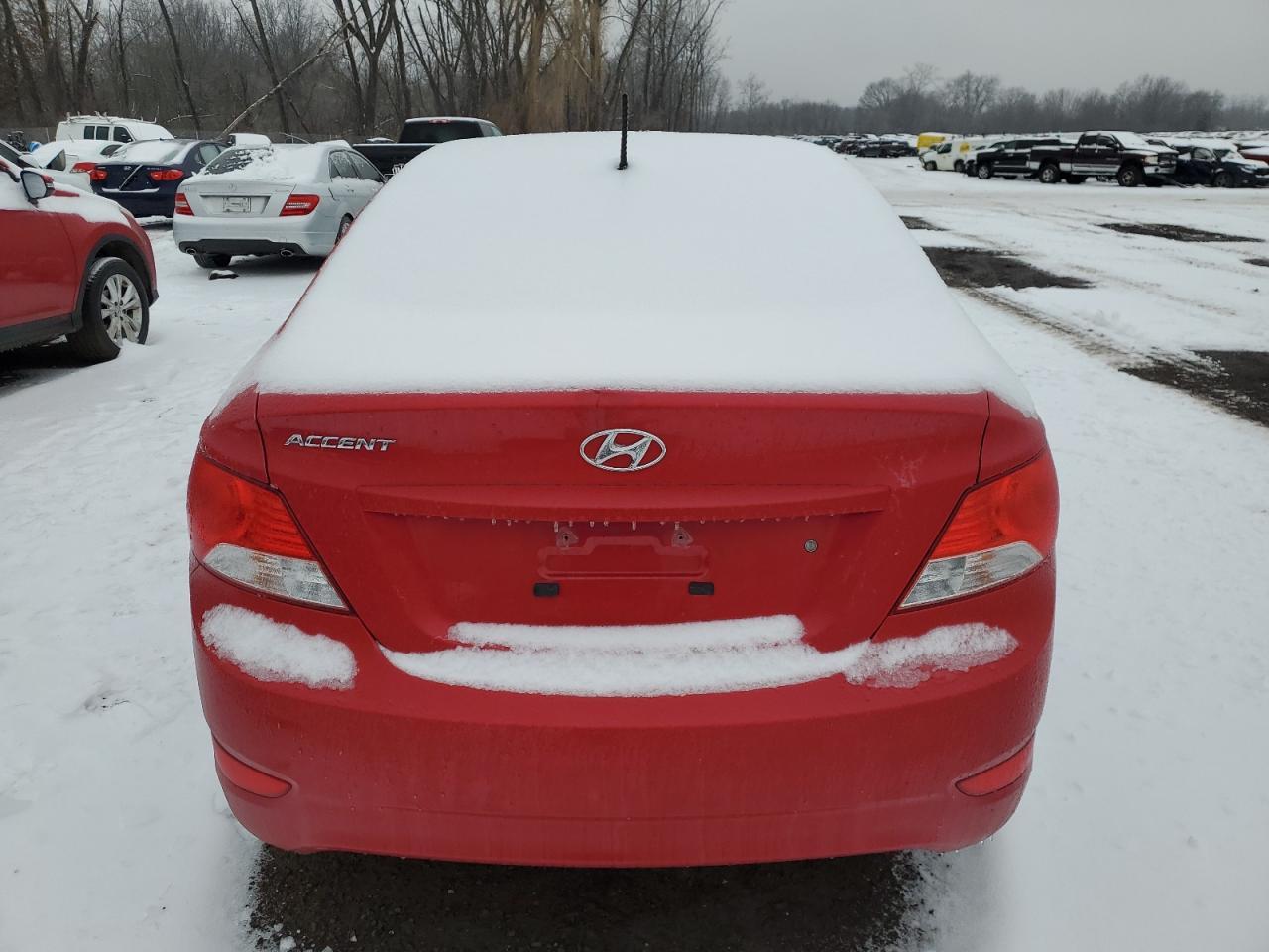 2013 Hyundai Accent Gls - Фото 6