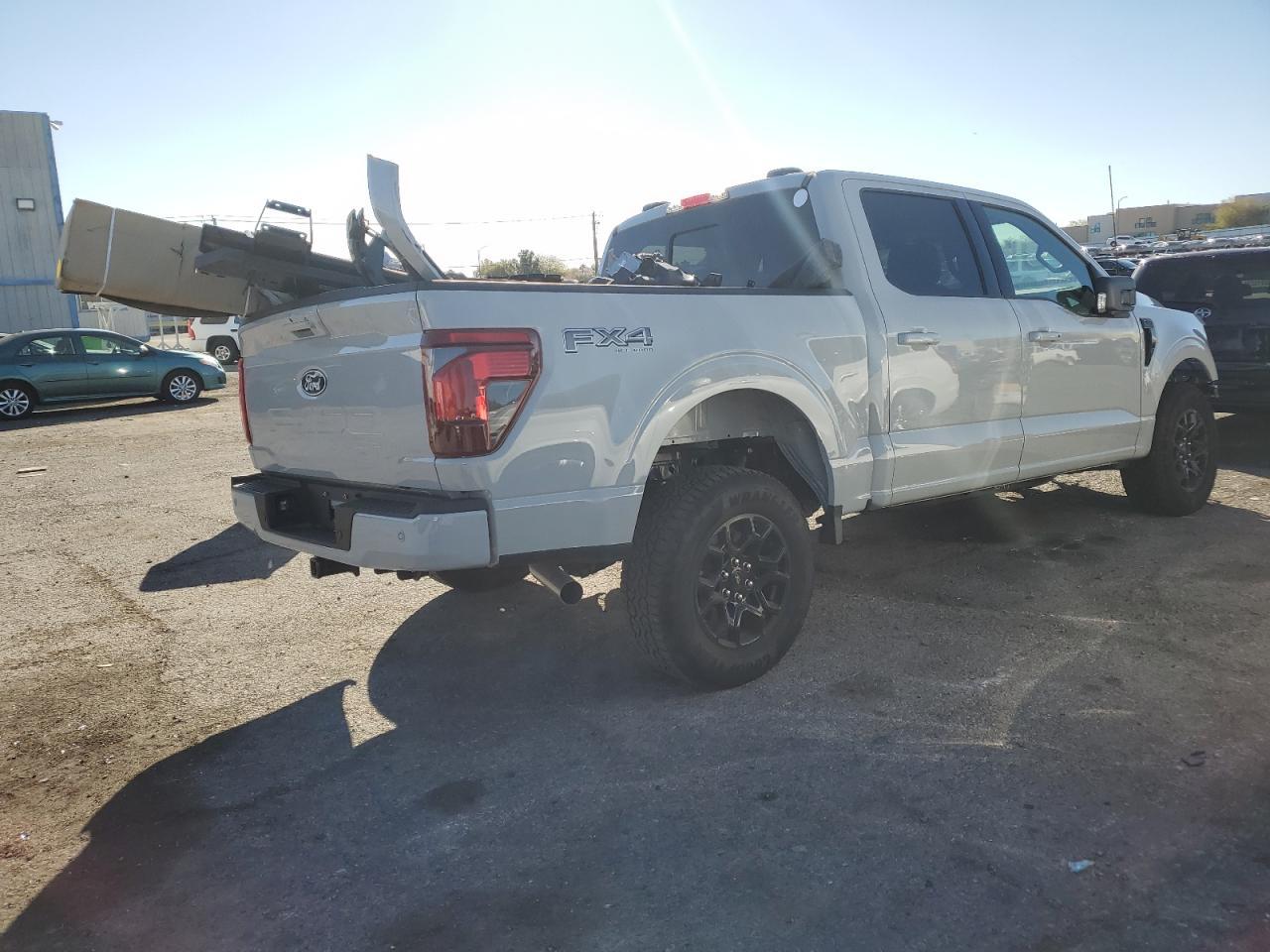 2024 Ford F150 Xlt - Фото 3