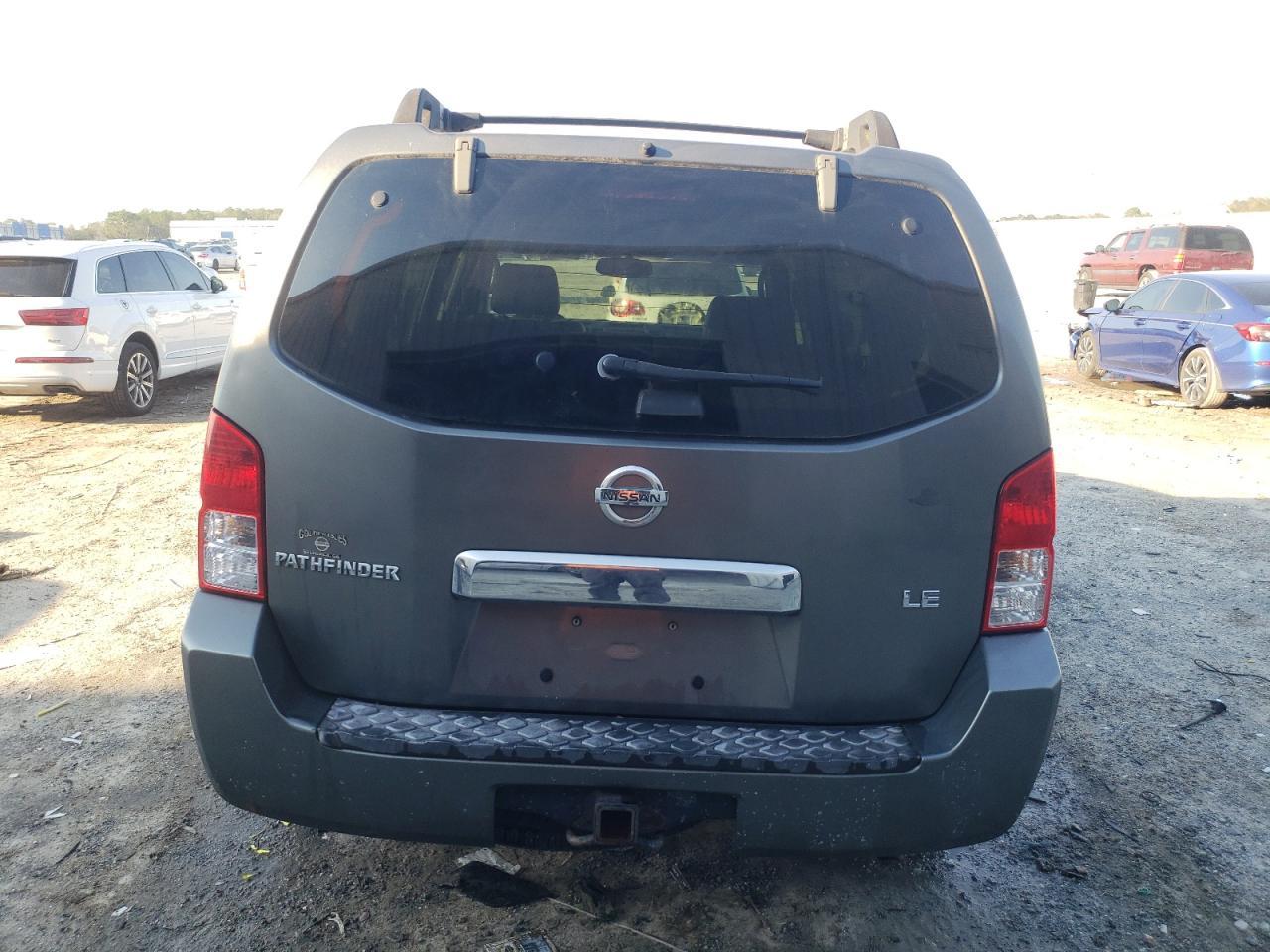 2005 Nissan Pathfinder Le - Image 6