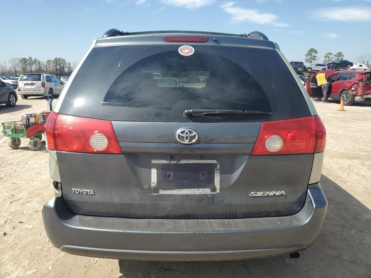 2006 Toyota Sienna Ce - Фото 6