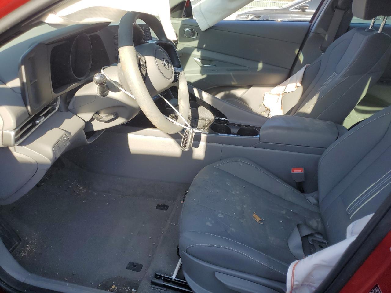 2023 Hyundai Elantra Blue - Фото 7