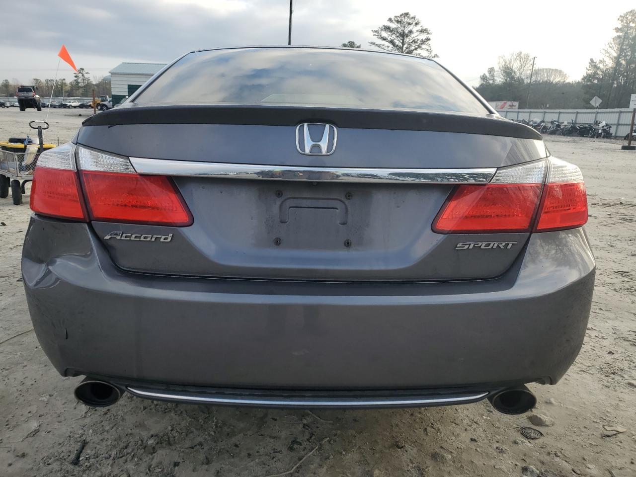 2013 Honda Accord Sport - Image 6