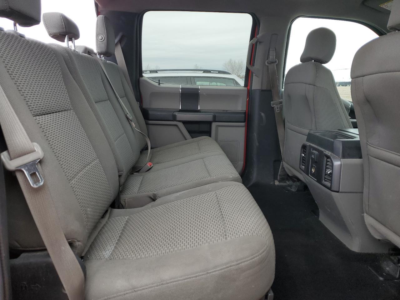 2017 Ford F250 Super Duty - Фото 6