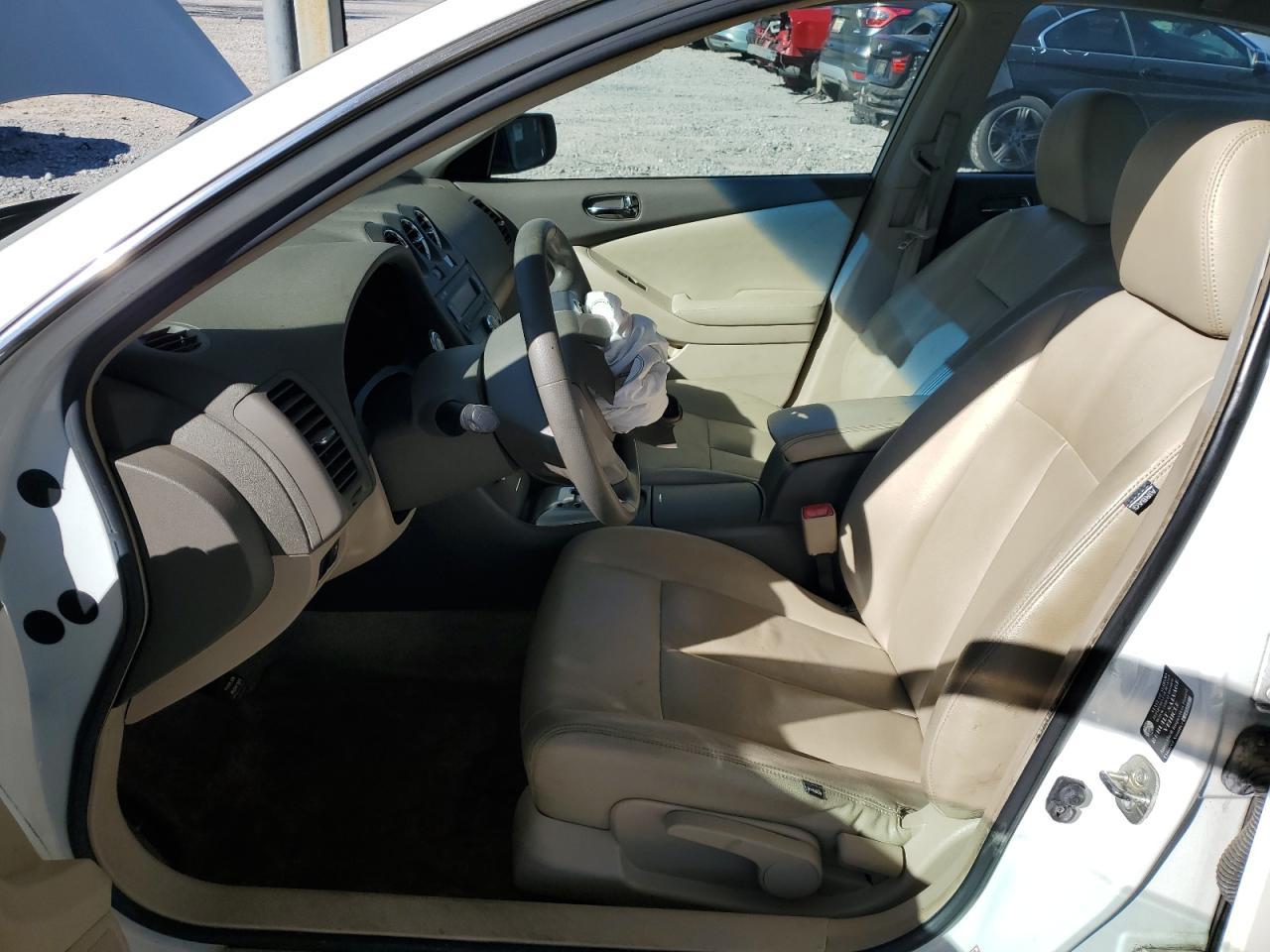 2011 Nissan Altima - Фото 7