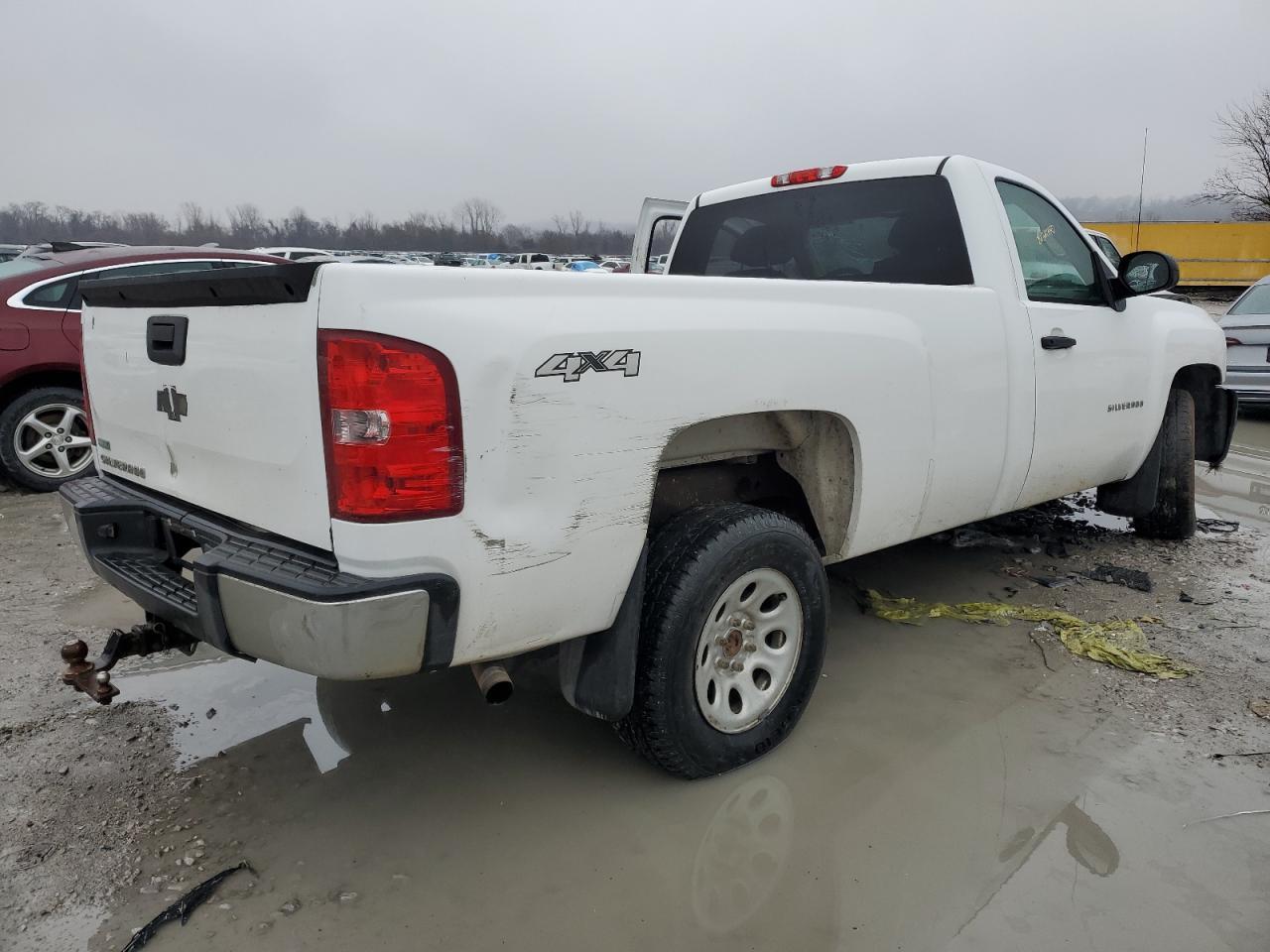2011 Chevrolet Silverado K1500 - Фото 3