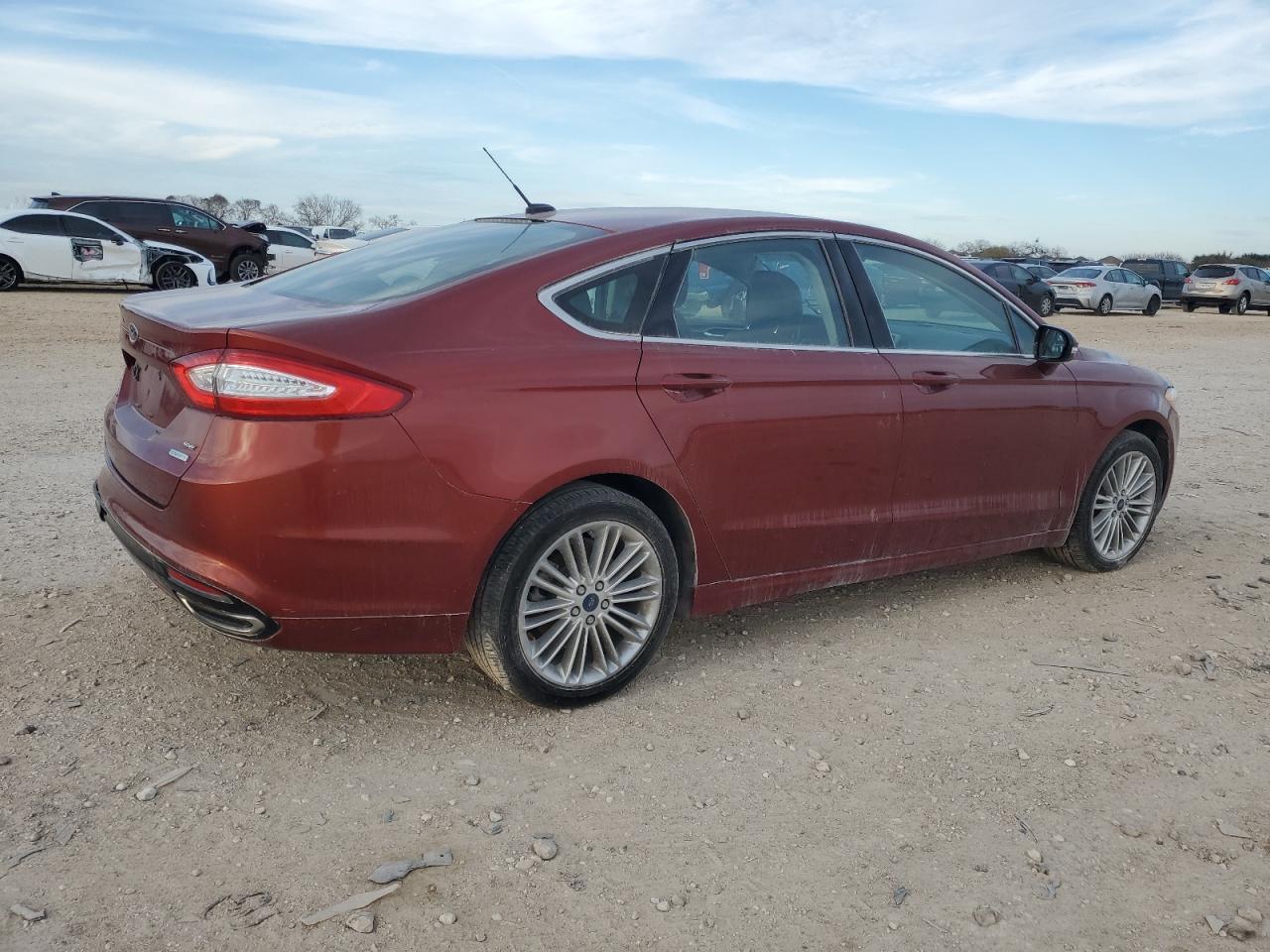 2014 Ford Fusion Se - Фото 3