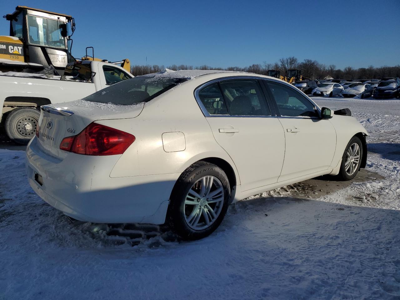 2013 Infiniti G37 - Фото 3