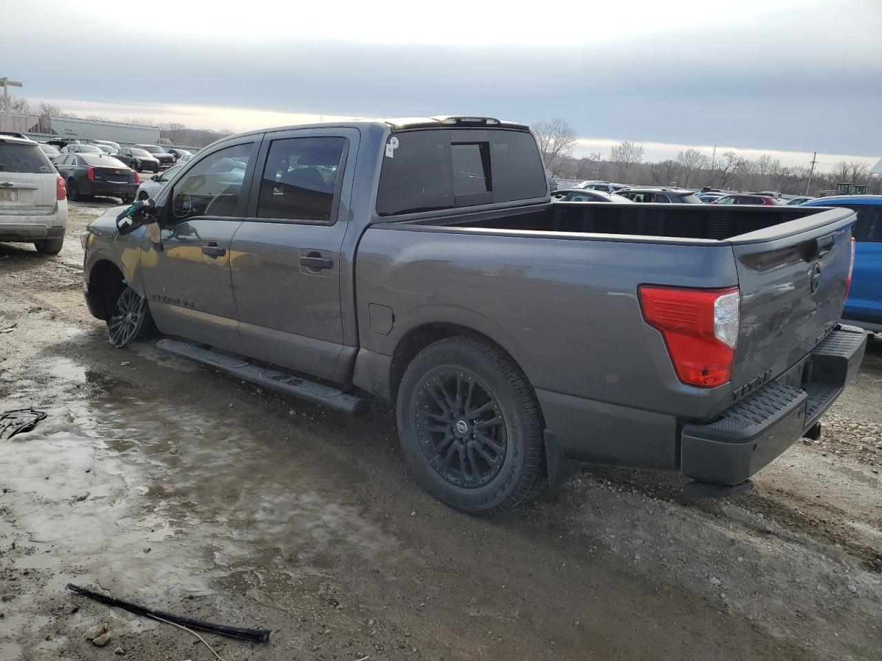 2018 Nissan Titan Sv - Фото 2