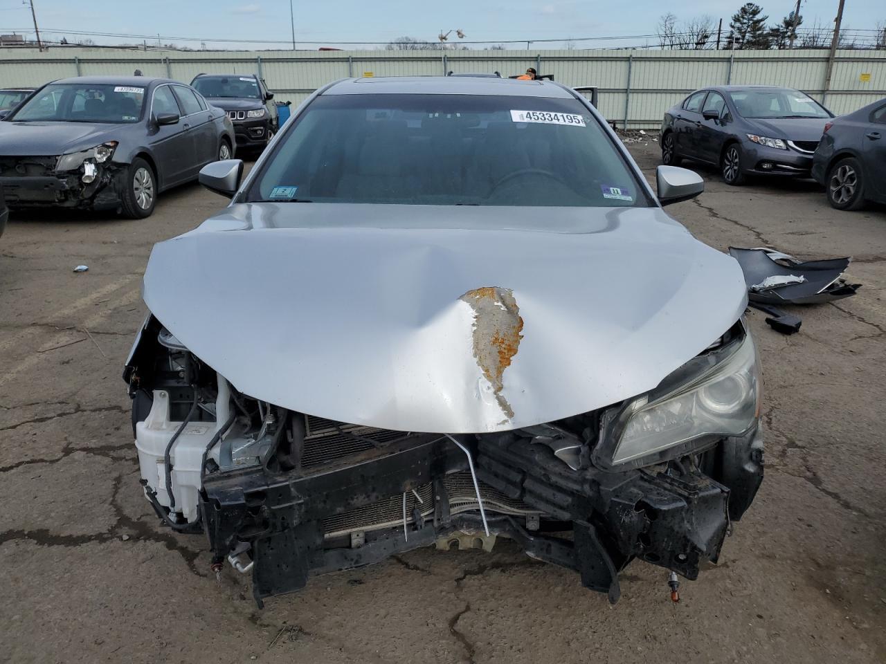 2016 Toyota Camry Hybrid - Фото 5