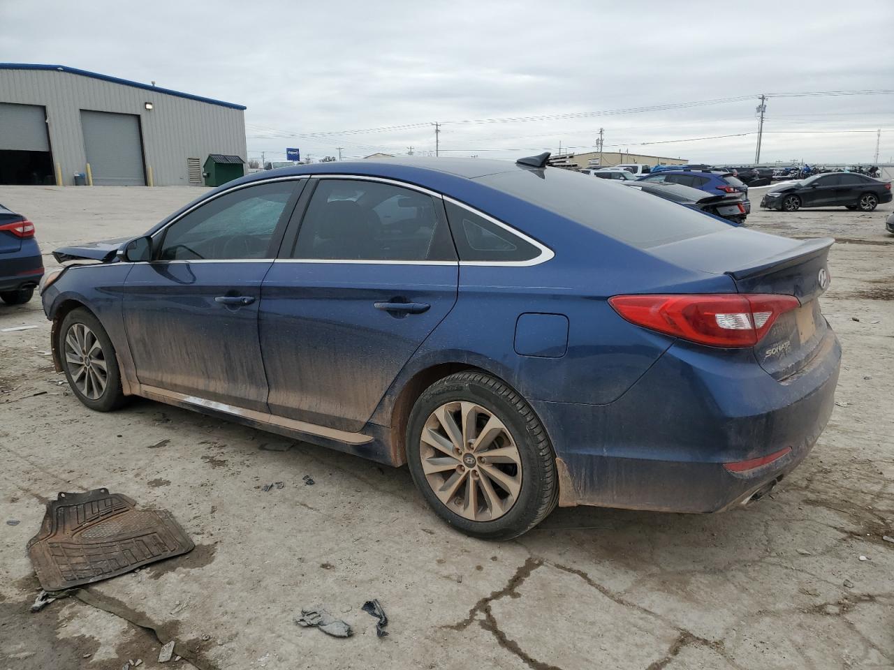 2017 Hyundai Sonata Sport - Фото 2