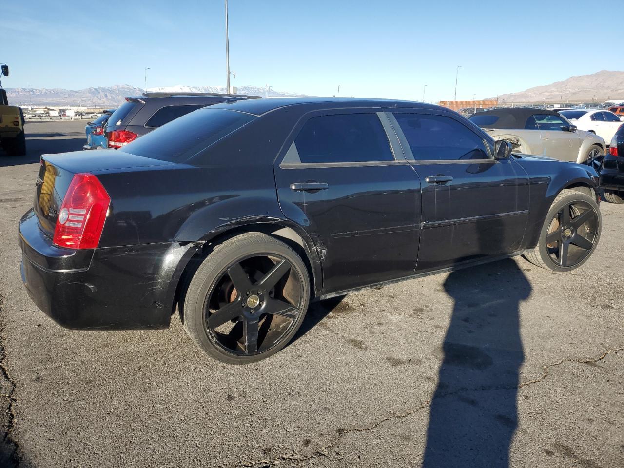 2010 Chrysler 300 Touring - Фото 3