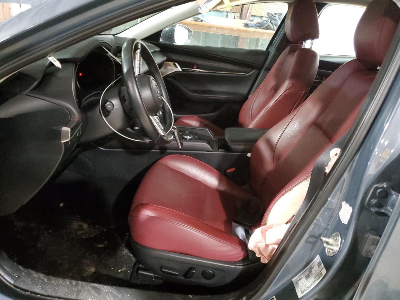 2023 Mazda 3 Preferred - Image 7