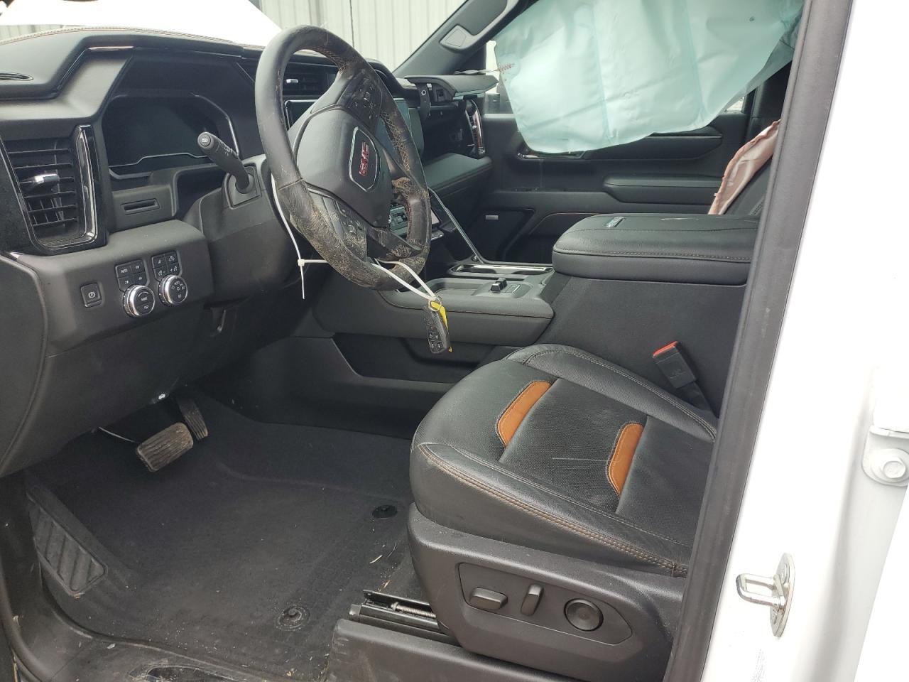 2024 GMC Sierra K2500 At4 - Фото 7