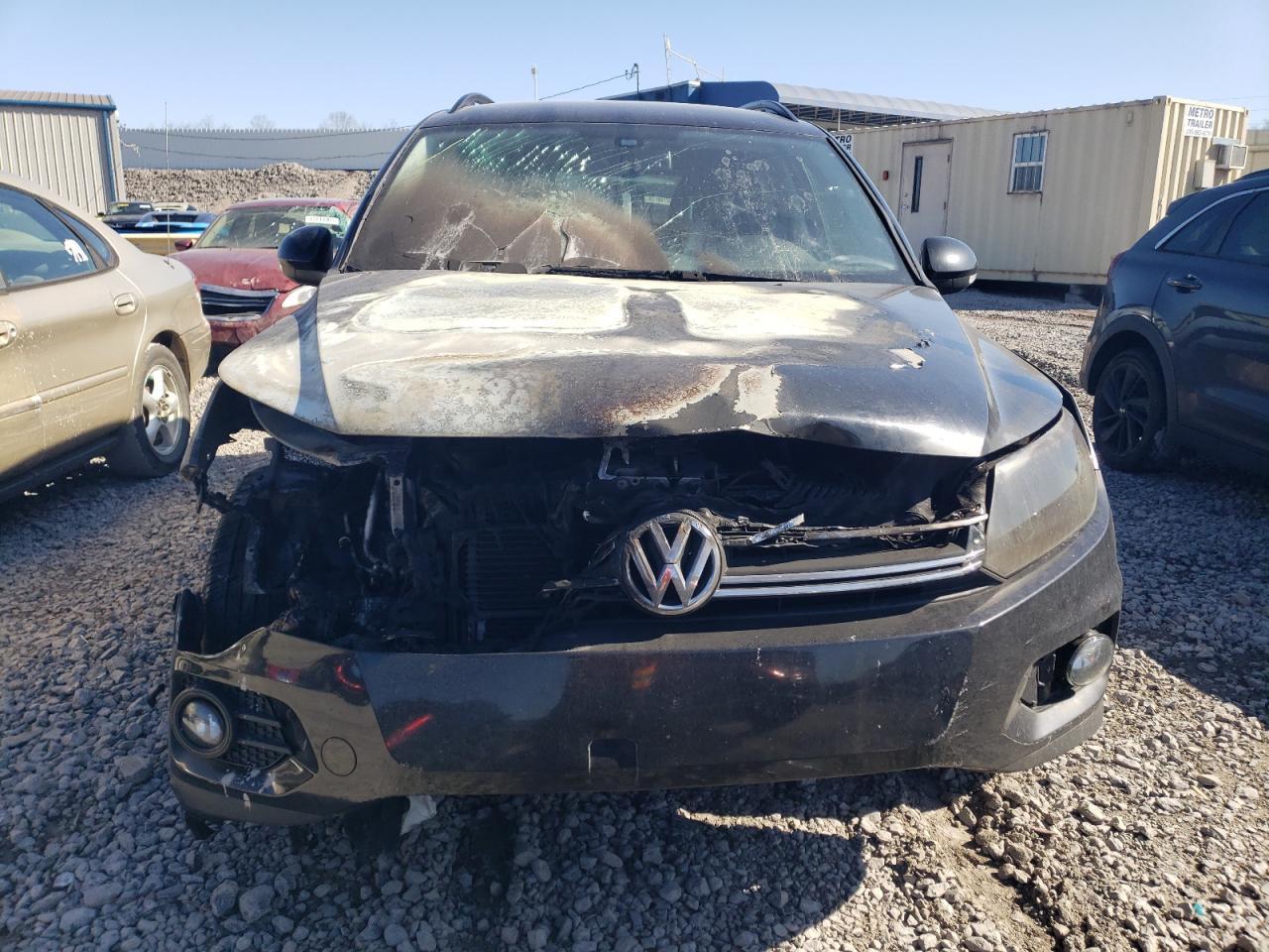 2016 Volkswagen Tiguan S - Фото 5