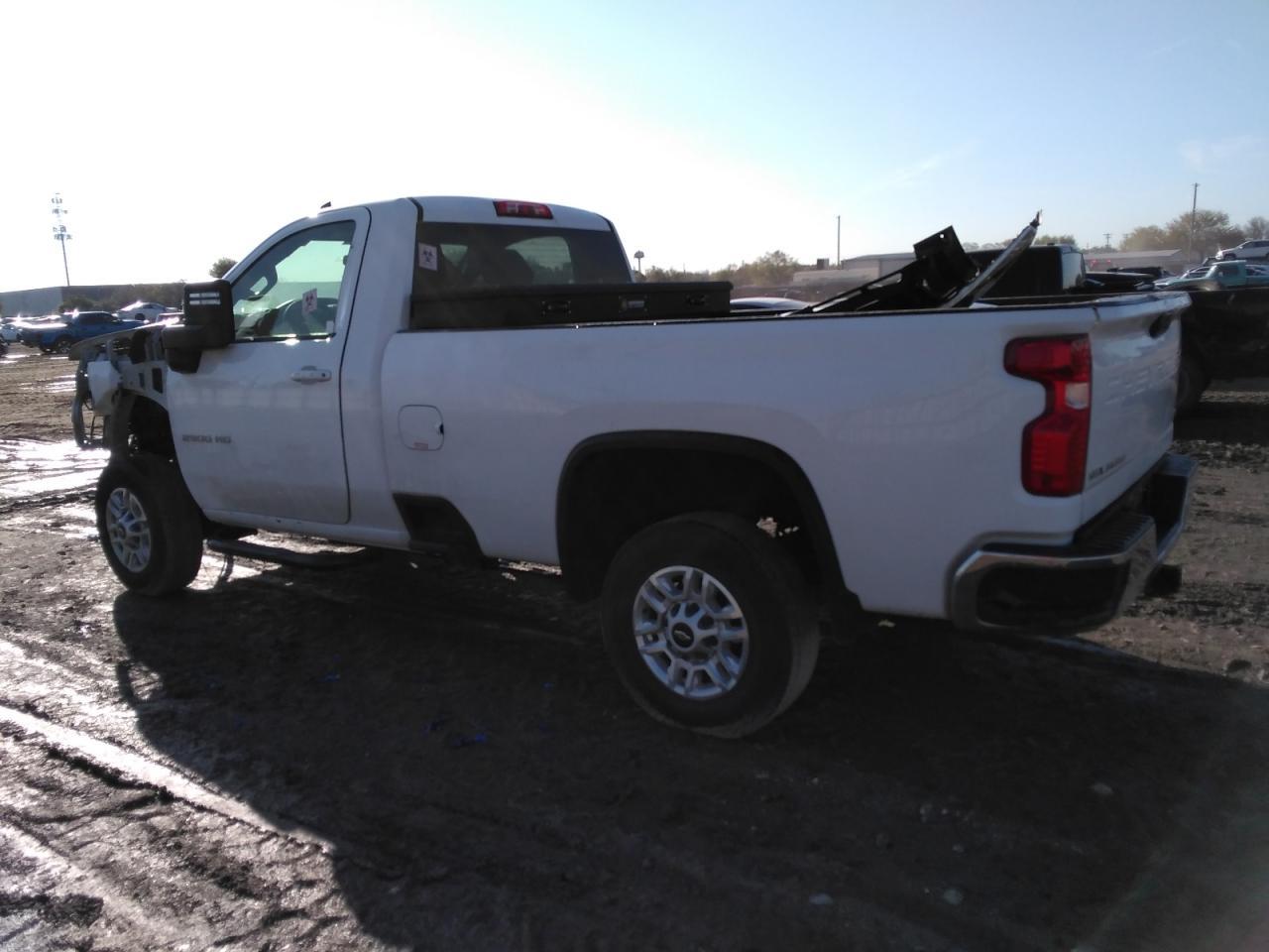 2022 Chevrolet Silverado C2500 Heavy Duty Lt - Image 2