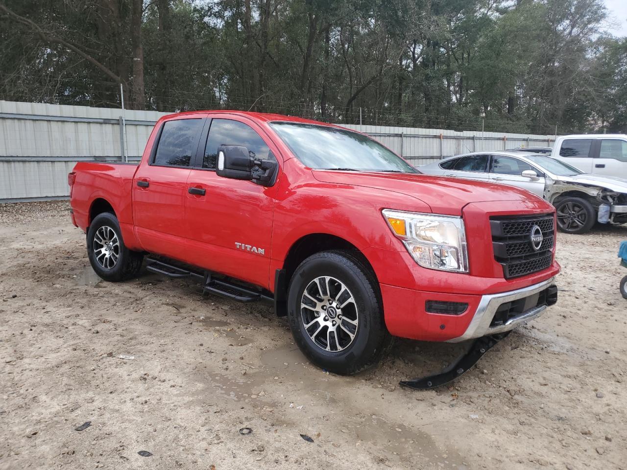 2024 Nissan Titan Pro-4X - Image 4
