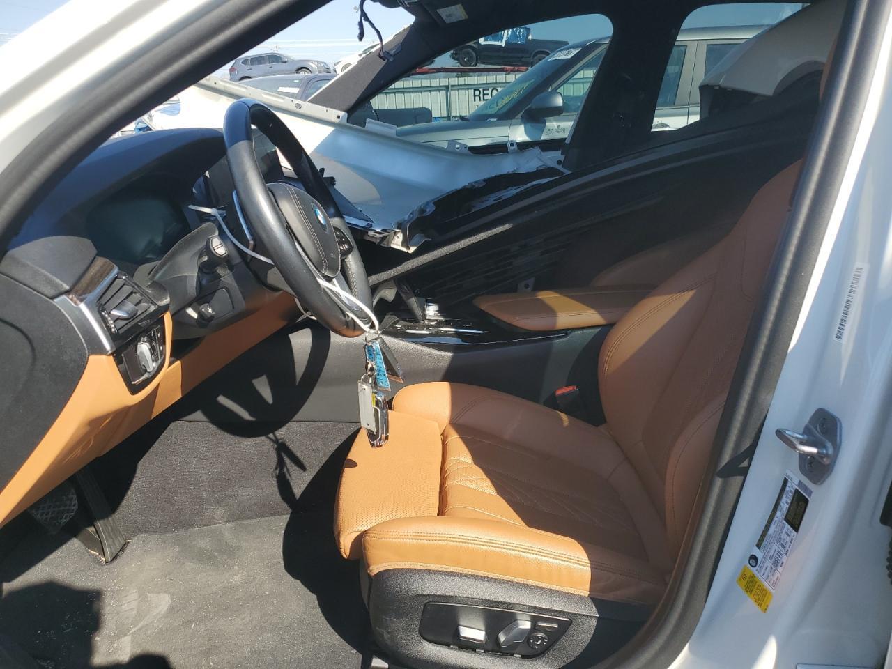 2021 BMW 530 I - Фото 7