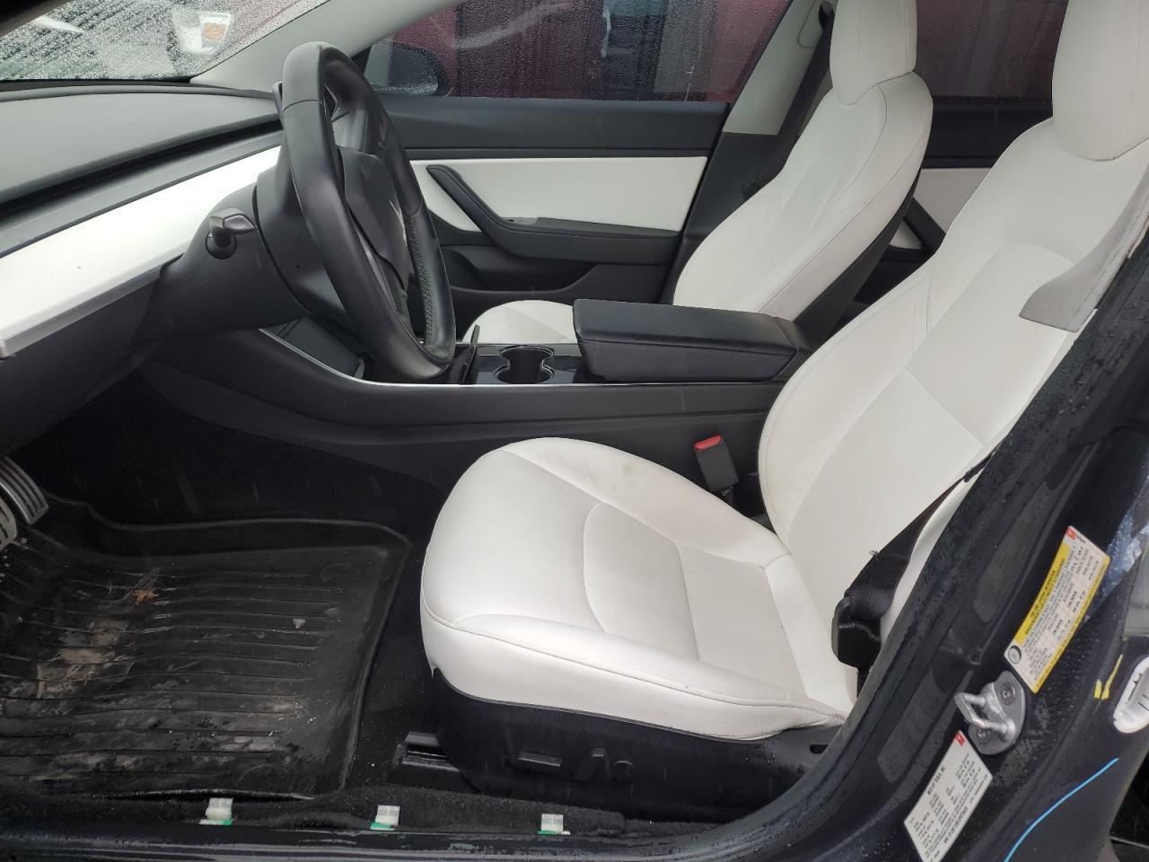 2018 Tesla Model 3 - Фото 7