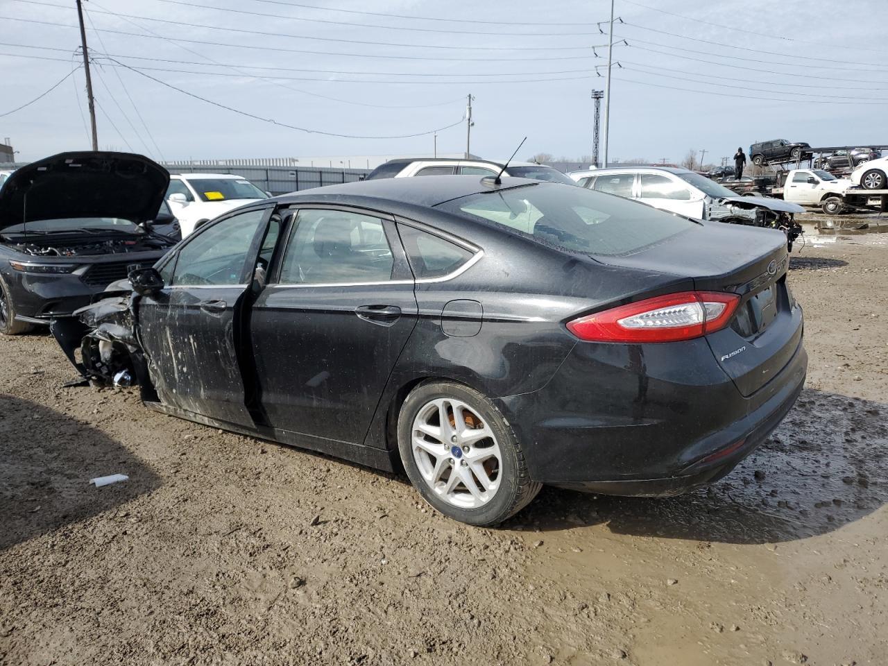 2015 Ford Fusion Se - Image 2