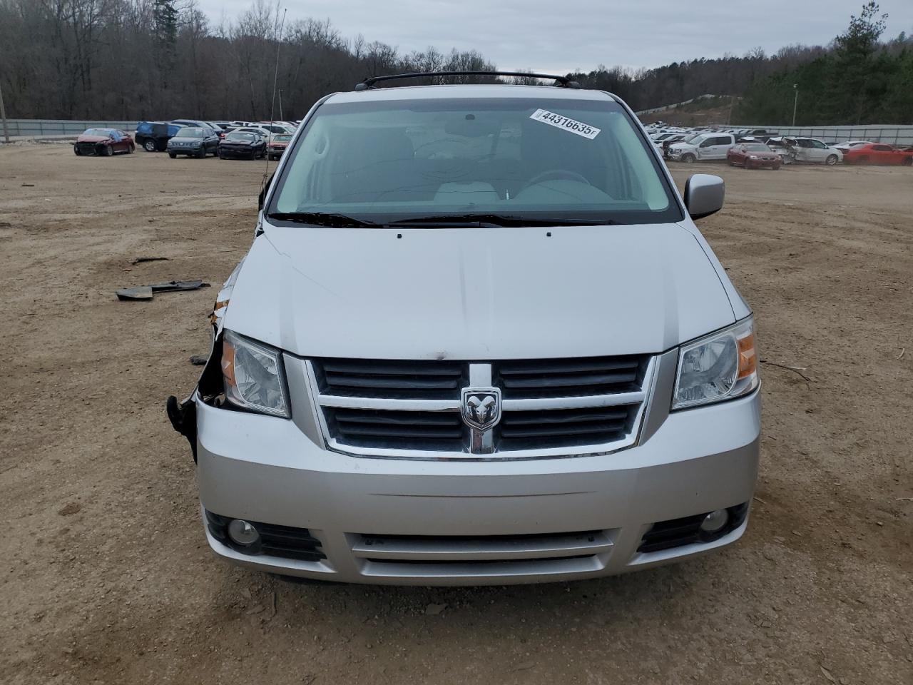 2010 Dodge Grand Caravan Sxt - Фото 5