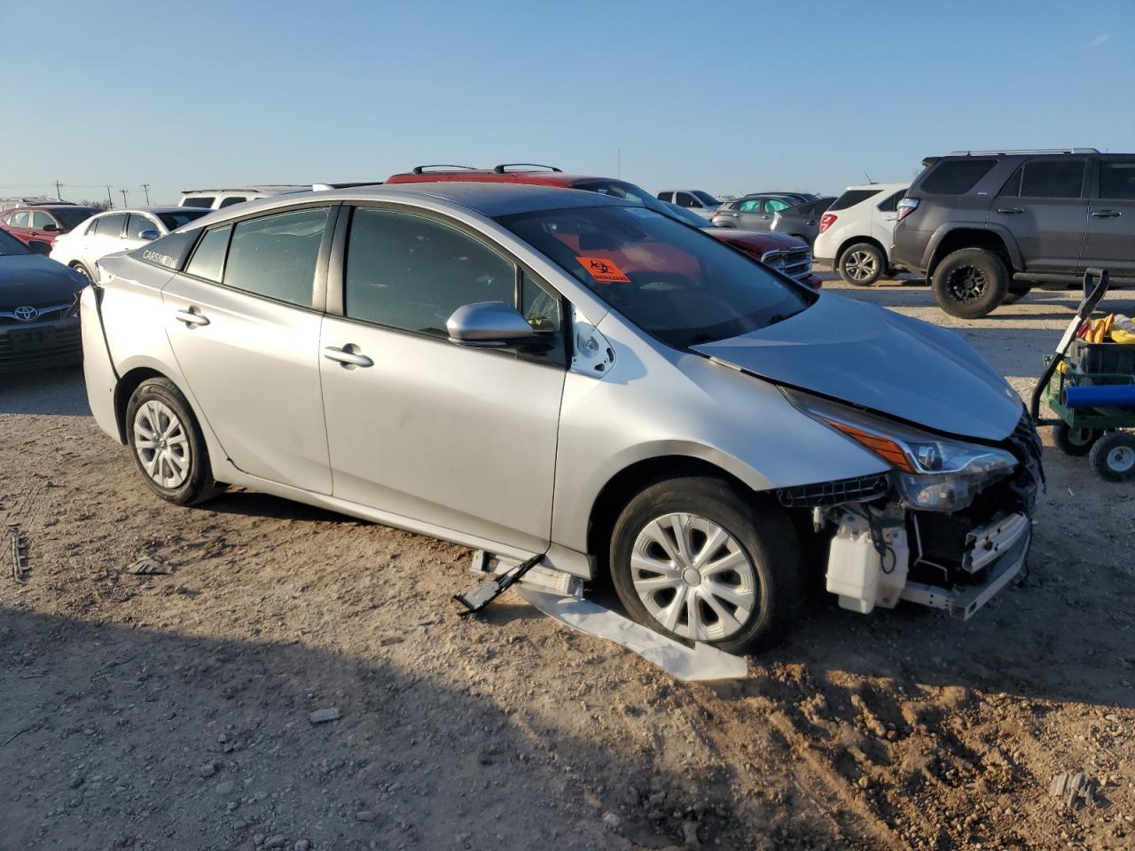 2020 Toyota Prius L - Фото 4