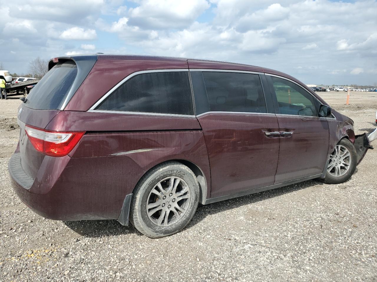 2013 Honda Odyssey Exl - Image 3