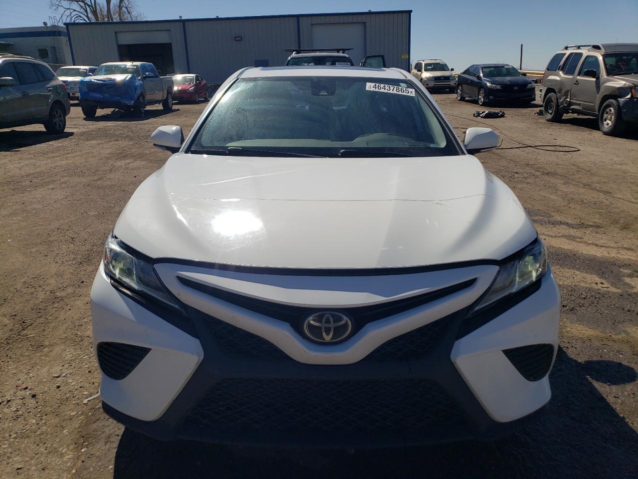 2019 Toyota Camry Se - Фото 5