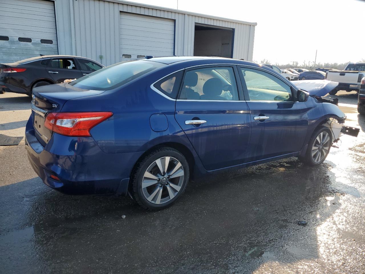 2019 Nissan Sentra S - Фото 3