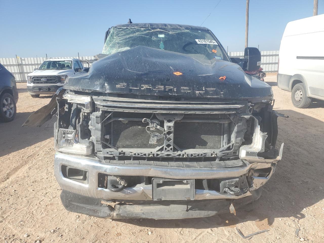 2019 Ford F250 Super Duty - Image 5