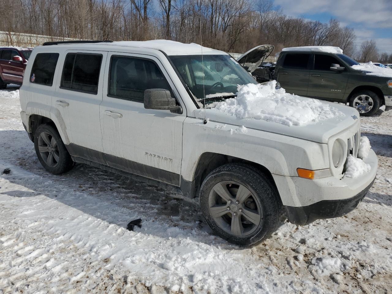 2014 Jeep Patriot Latitude - Фото 4