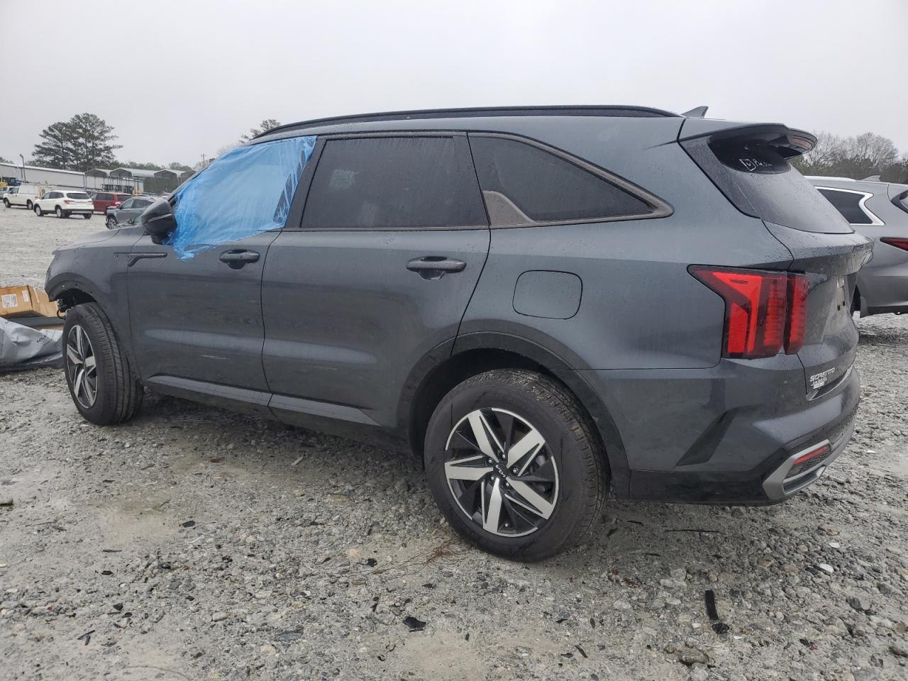 2023 Kia Sorento S - Фото 2