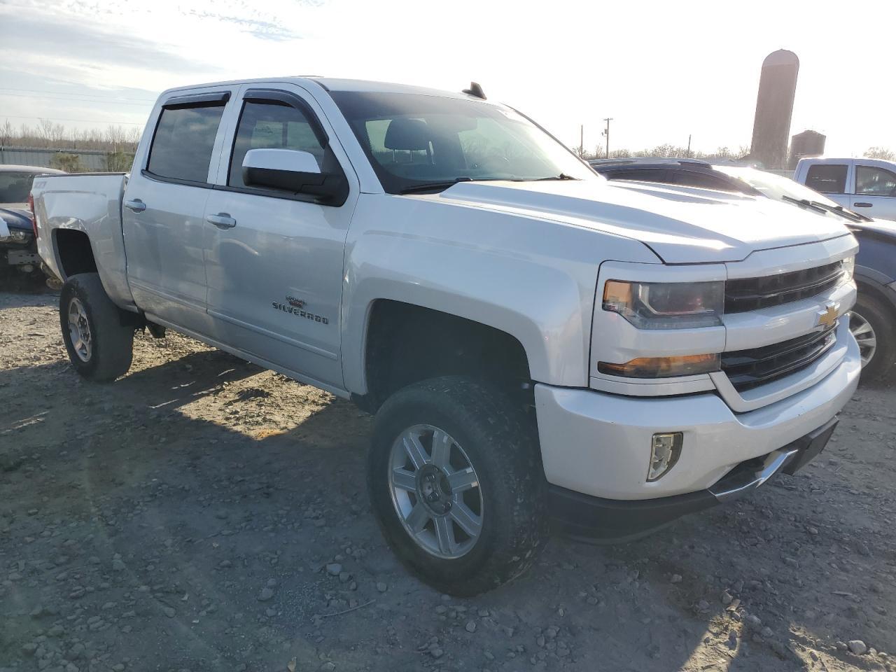 2016 Chevrolet Silverado K1500 Lt - Image 4