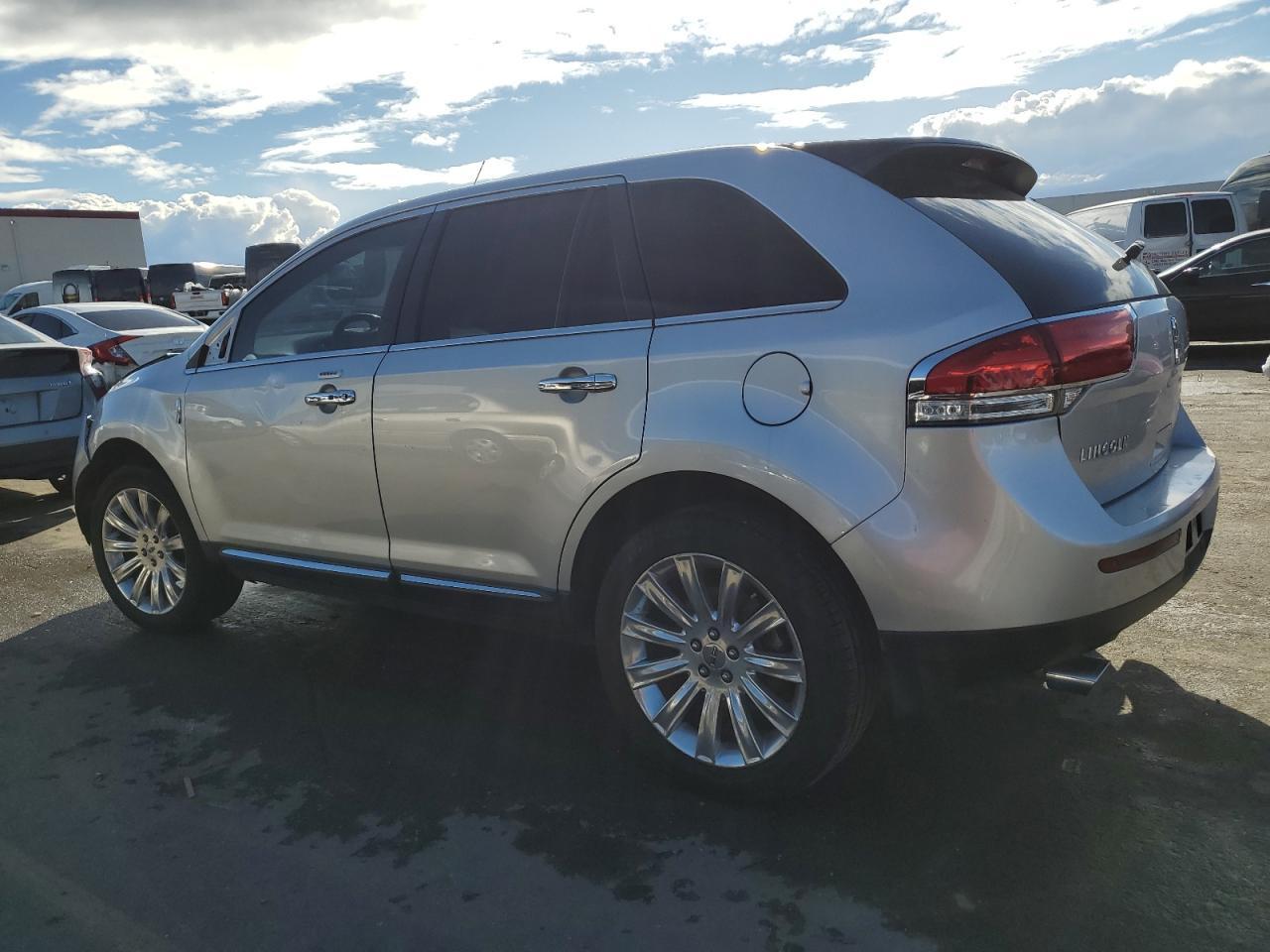 2013 Lincoln Mkx - Фото 2