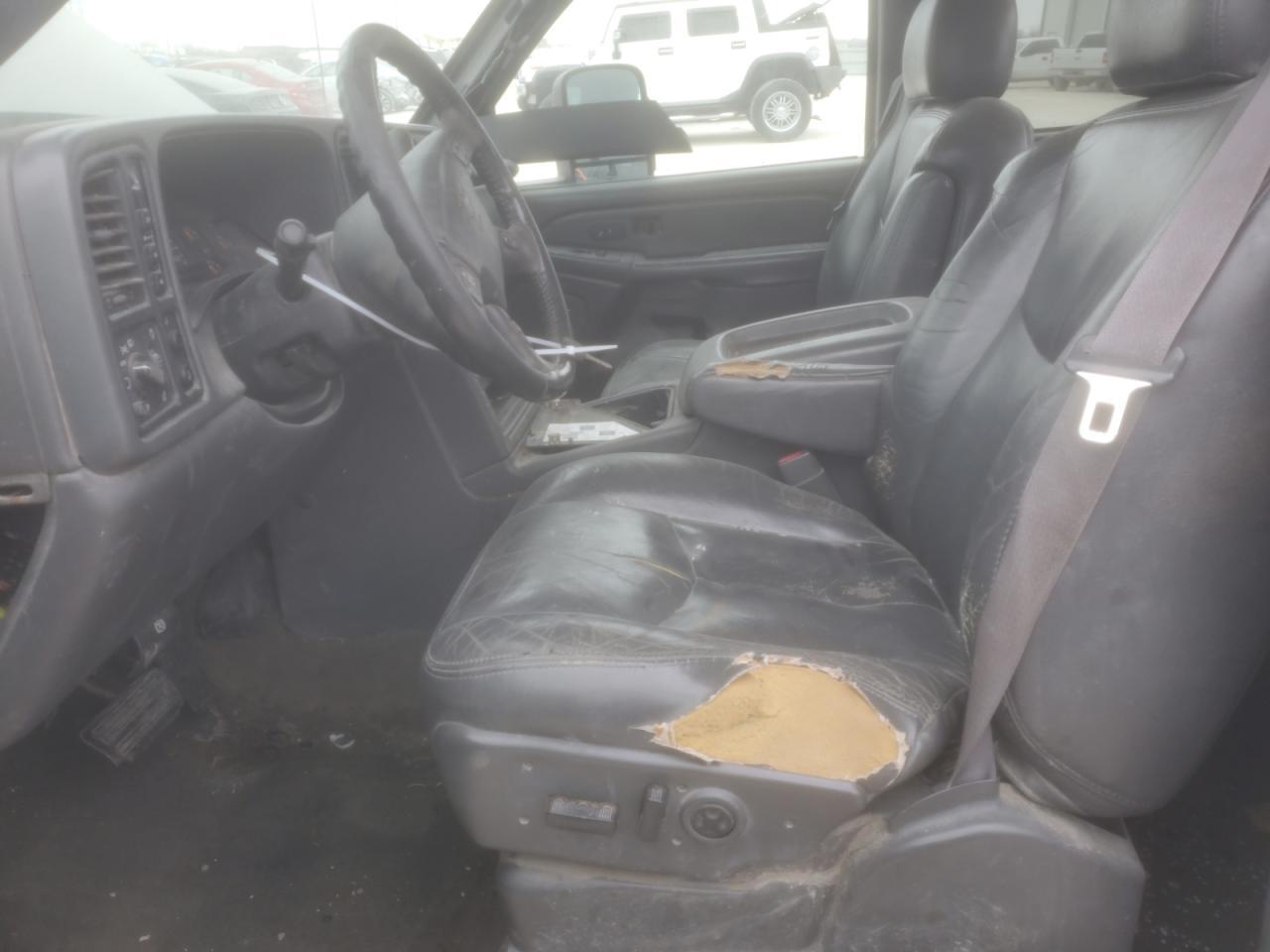 2005 Chevrolet Silverado K2500 Heavy Duty - Image 7