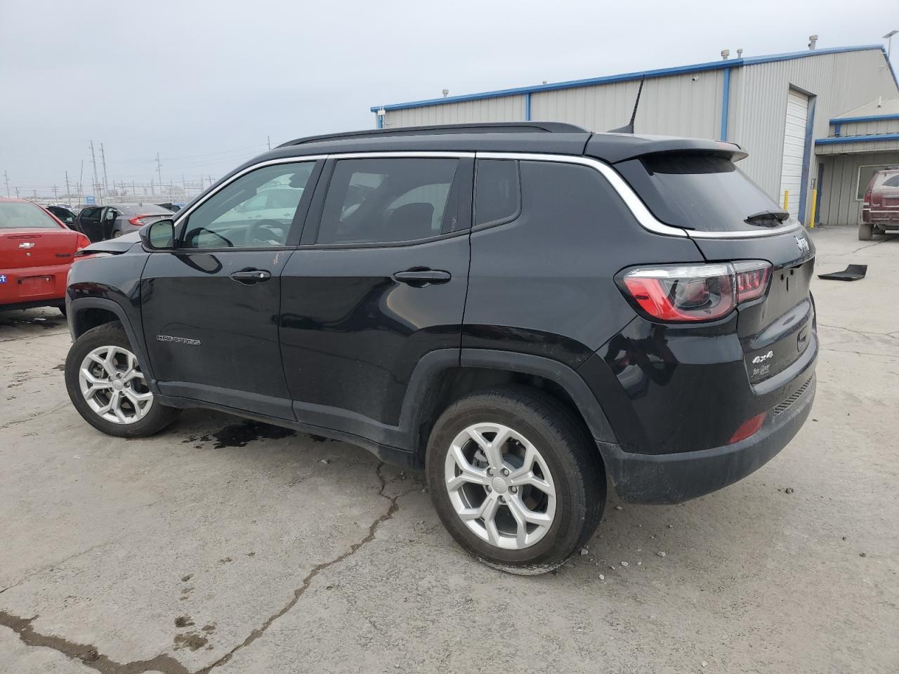 2024 Jeep Compass Latitude - Фото 2