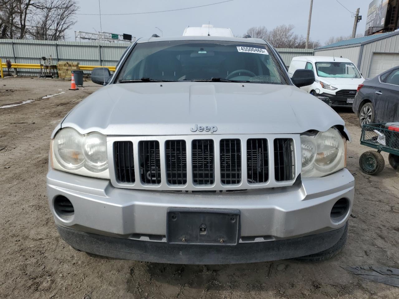 2006 Jeep Grand Cherokee Laredo - Image 5