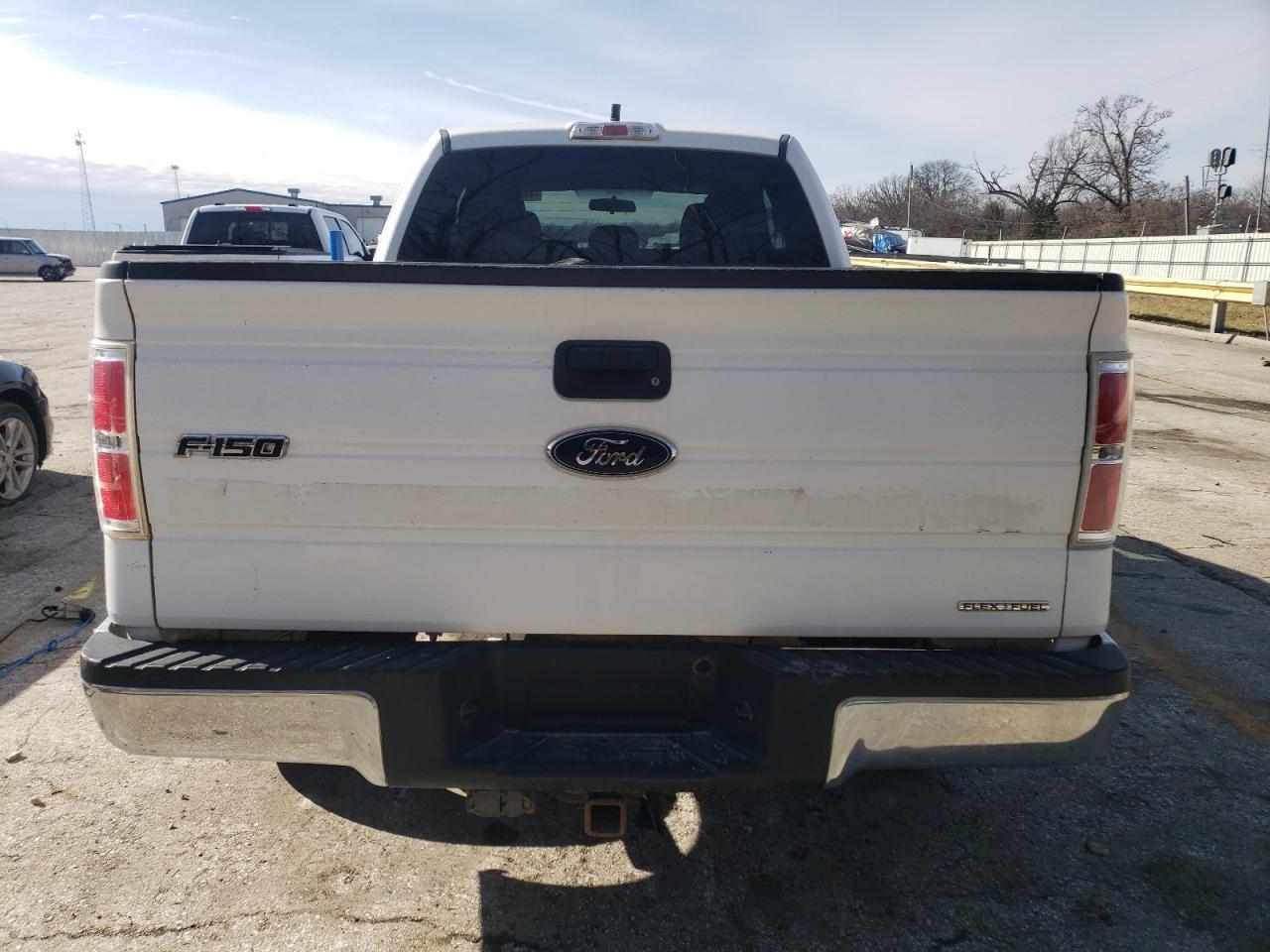 2013 Ford F150 Super Cab - Фото 6