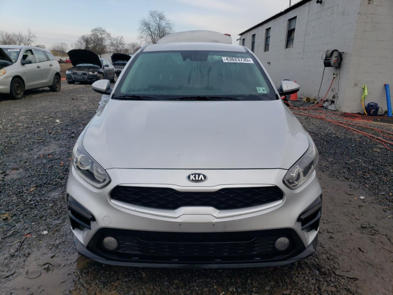 2021 Kia Forte Lxs - Image 5