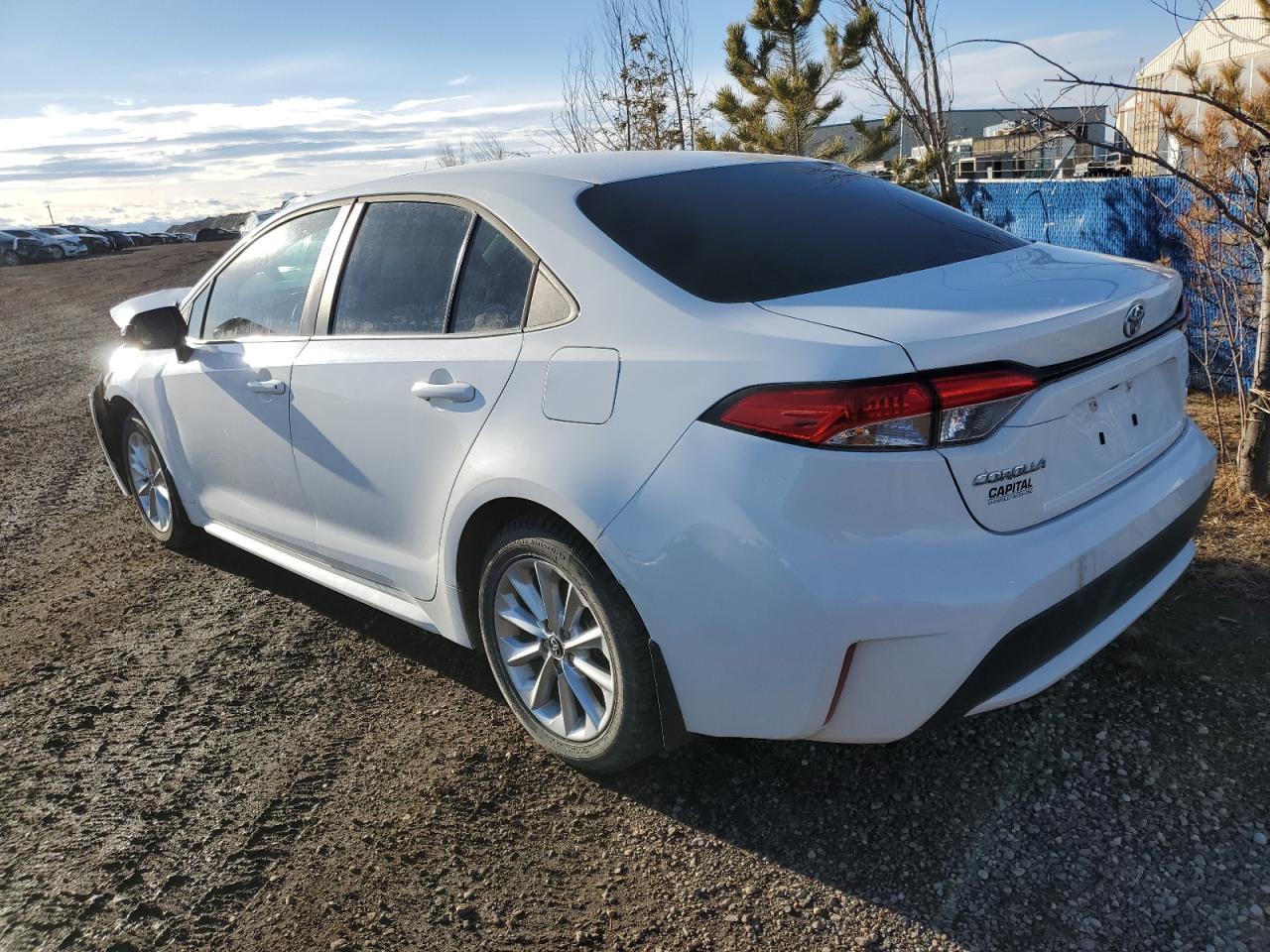 2020 Toyota Corolla Le - Image 2