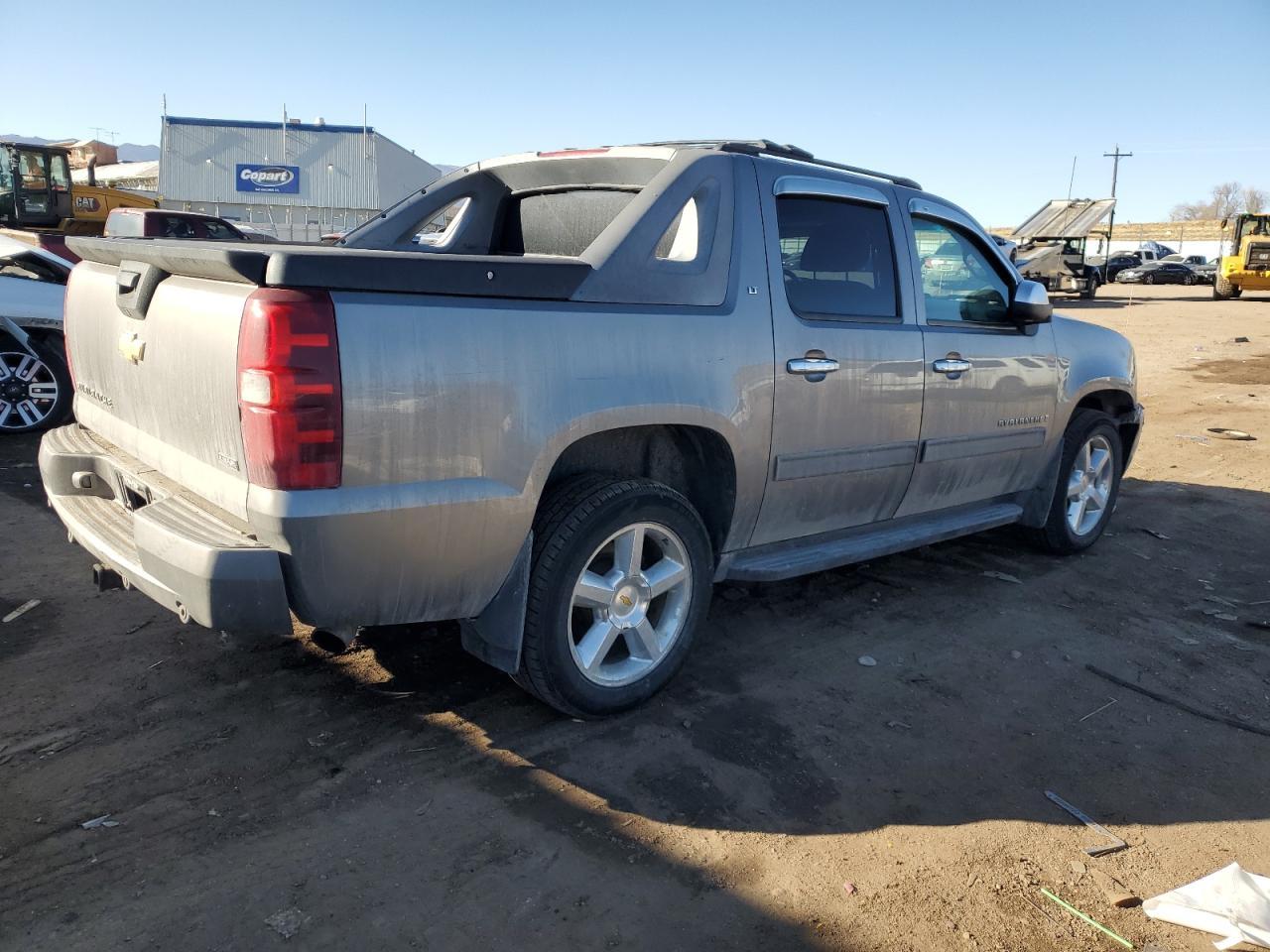2009 Chevrolet Avalanche K1500 Lt - Image 3