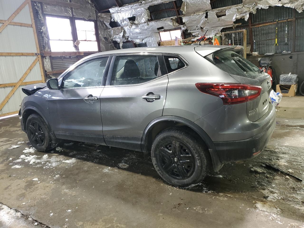 2020 Nissan Rogue Sport S - Image 2