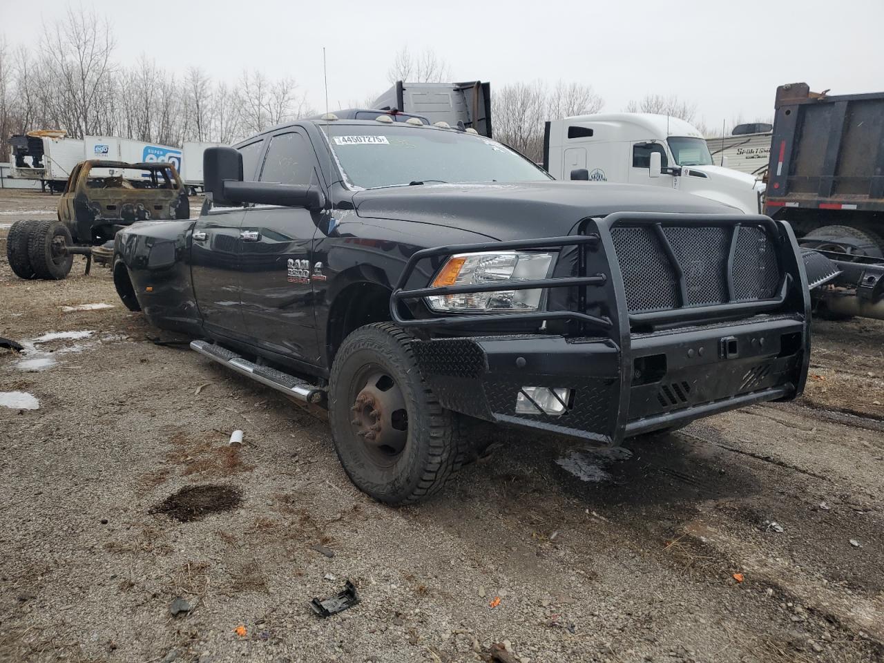 2013 Ram 3500 Slt - Image 4