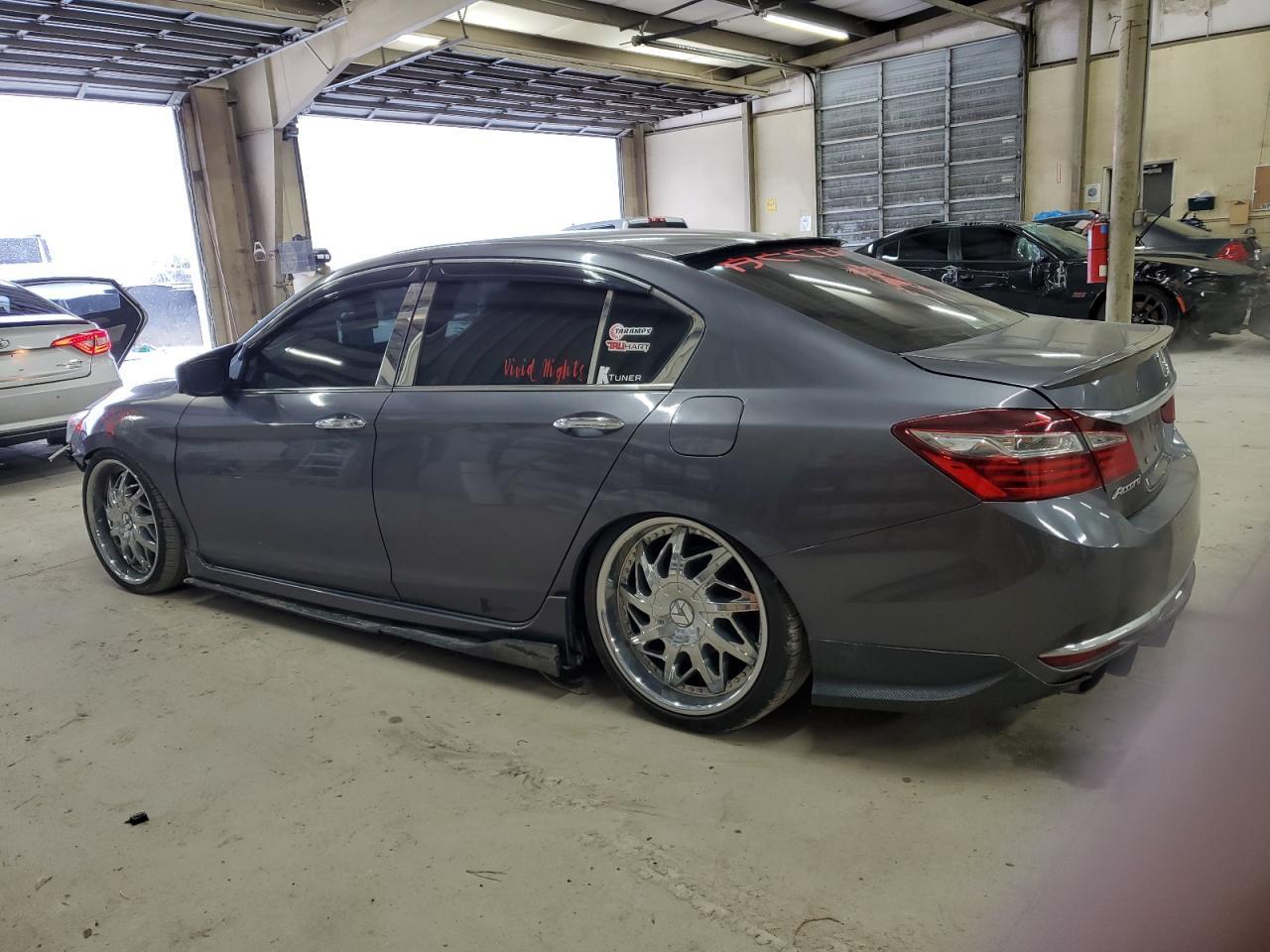 2016 Honda Accord Sport - Фото 2