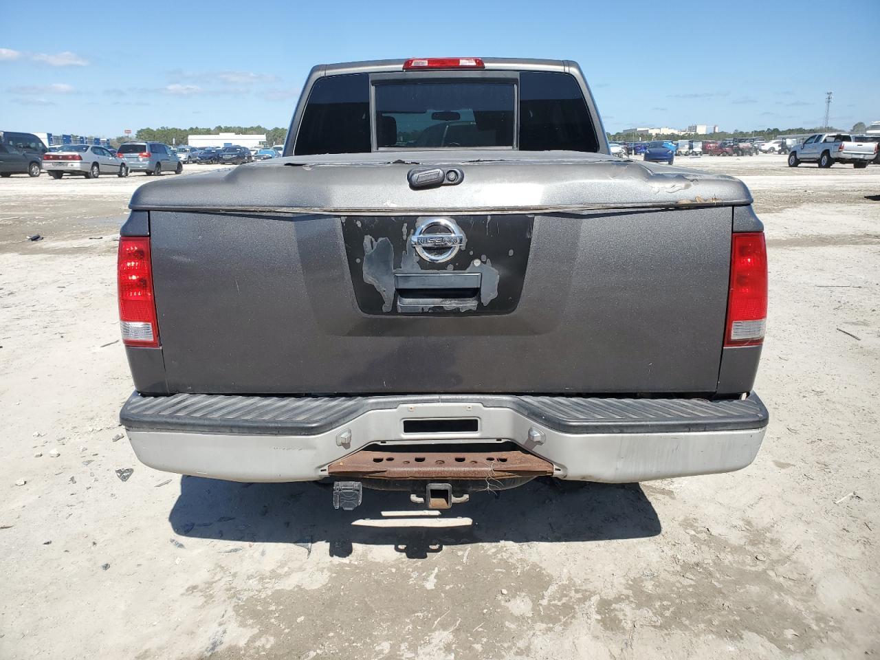 2005 Nissan Titan Xe - Фото 6