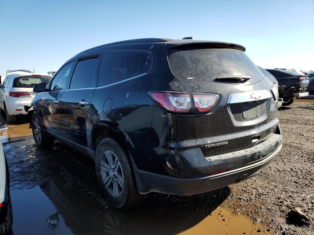 2017 Chevrolet Traverse Lt - Фото 2