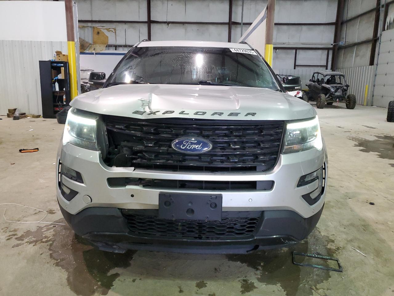 2016 Ford Explorer Sport - Фото 5